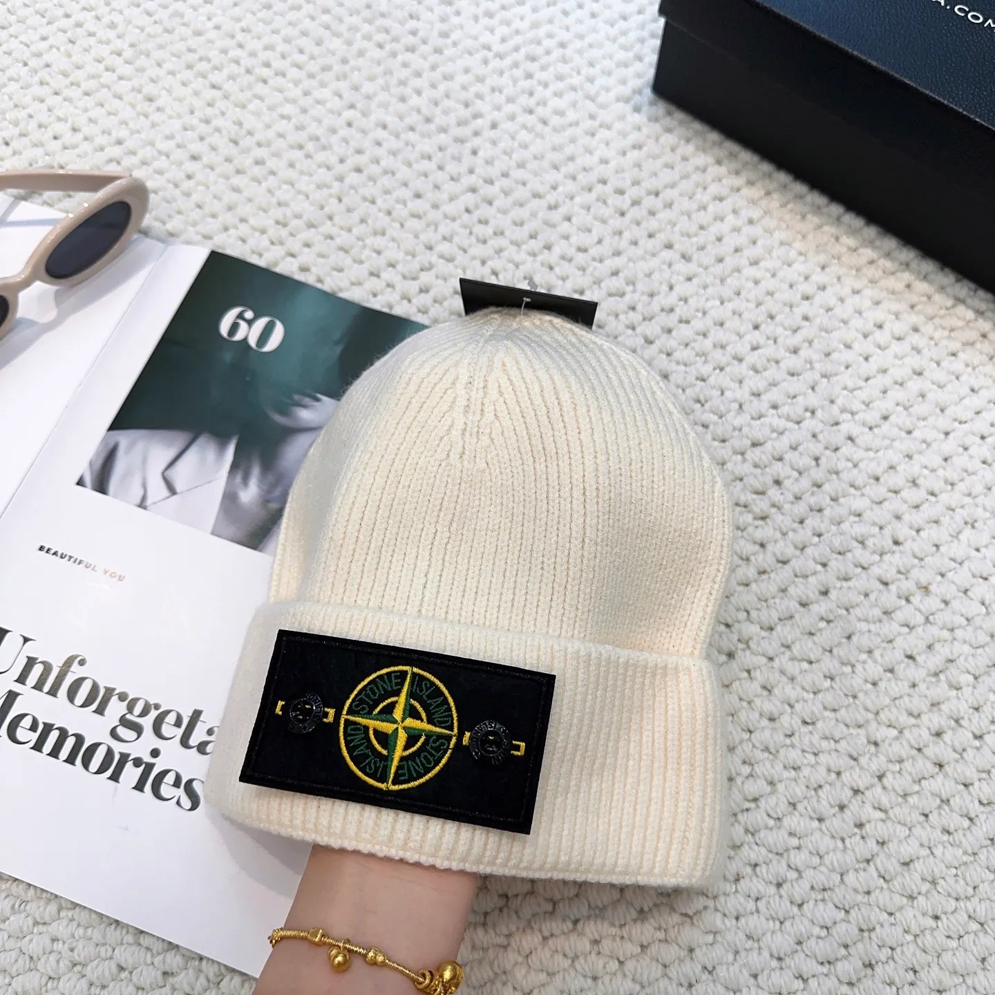 P60 Trendy brand Stone Island STONE classic popular cashmere wool knitted hat New autumn and winter cashmere woolen hat, men and women cold hat, Little Red Riding Hood popular style